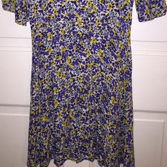 Floral Old Navy Dress - Picture 5 of 7